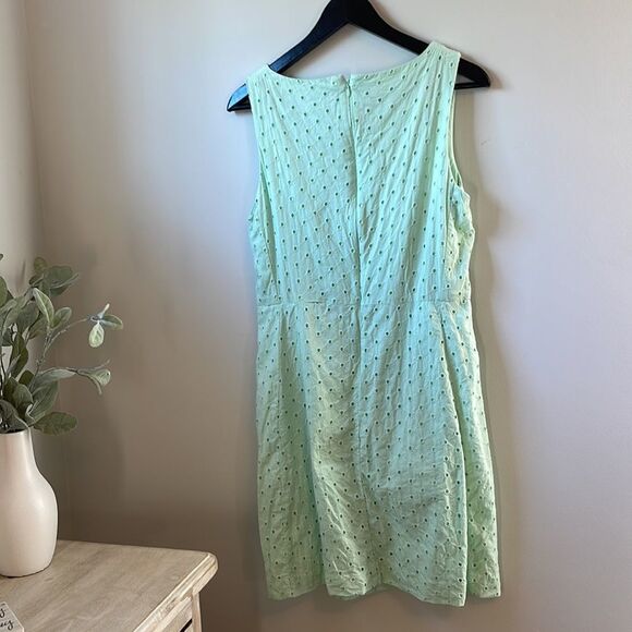 GAP‎ Eyelet Mint Green Dress. Size 6 - Picture 5 of 8
